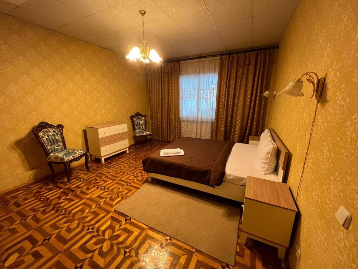 Dvoryanskiy Hotel Дніпро Екстер'єр фото