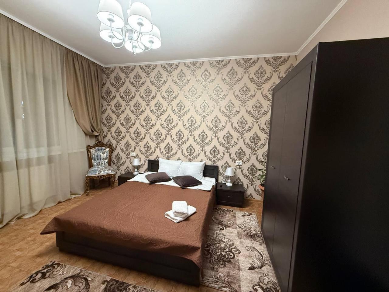 Dvoryanskiy Hotel Дніпро Екстер'єр фото