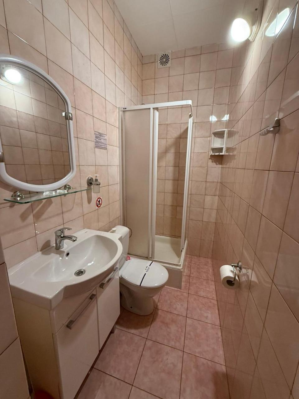Dvoryanskiy Hotel Дніпро Номер фото
